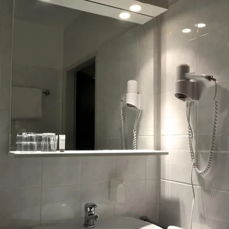 Fair Am Rathaus Pensión Schwalbach am Taunus